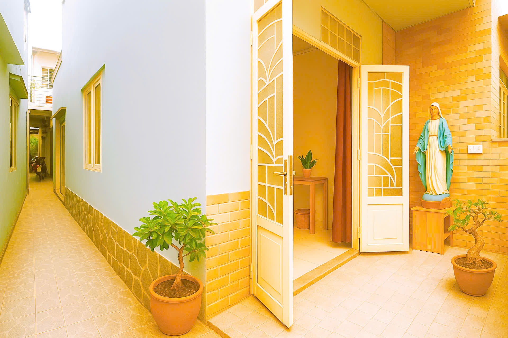 Bán nhà Quận 10, hẻm Cách Mạng Tháng Tám, DT 5.3 x 29 m, Giá 18 tỷ - Ảnh chính
